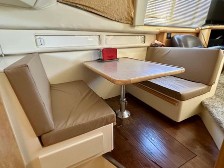 Carver 355-AFT-CABIN image