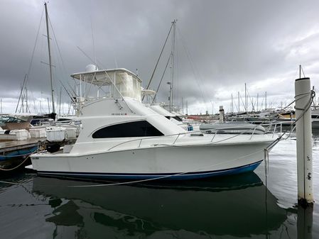 Luhrs 38 Convertible image