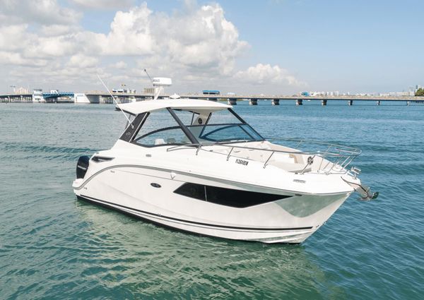 Sea Ray 320 DA-OB image