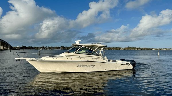 Grady-White 370 Express