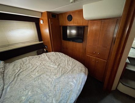 Carver 356-AFT-CABIN-MOTOR-YACHT image