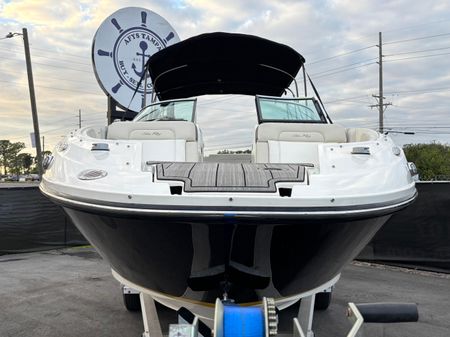 Sea Ray 260 Bow Rider image