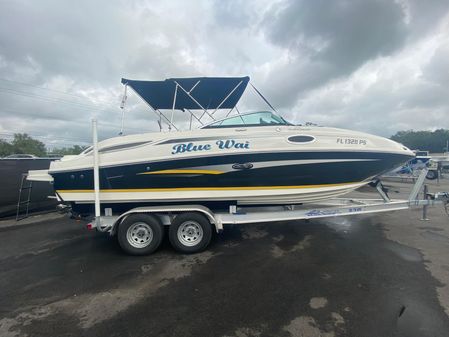 Sea Ray 260 Bow Rider image