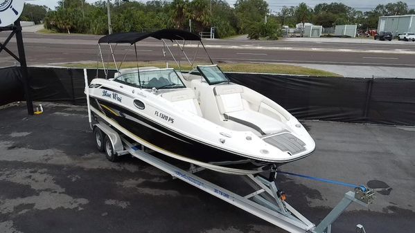 Sea Ray 260 Bow Rider image