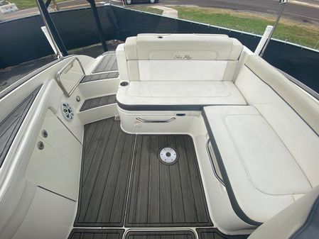 Sea Ray 260 Bow Rider image