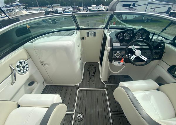 Sea-ray 260-SUNDECK image