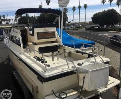 Skipjack 28 Flybridge image