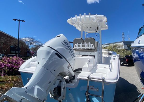 Sea-pro 222-CENTER-CONSOLE image