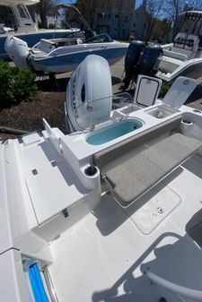 Sea-pro 222-CENTER-CONSOLE image