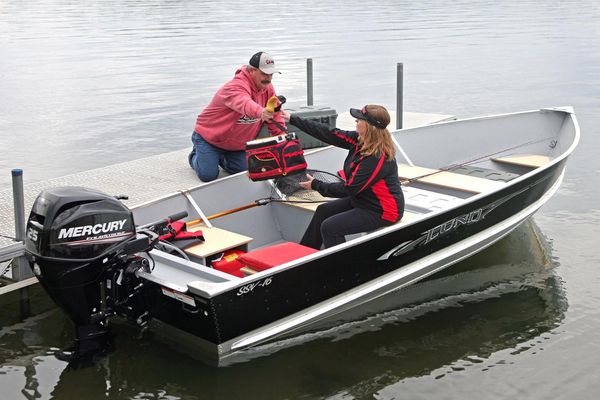 Lund SSV-16 Tiller - main image