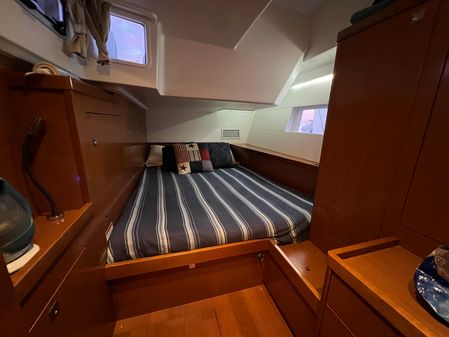 Beneteau Oceanis 55 image