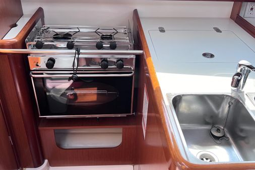 Beneteau Oceanis 31 image