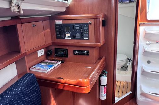 Beneteau Oceanis 31 image