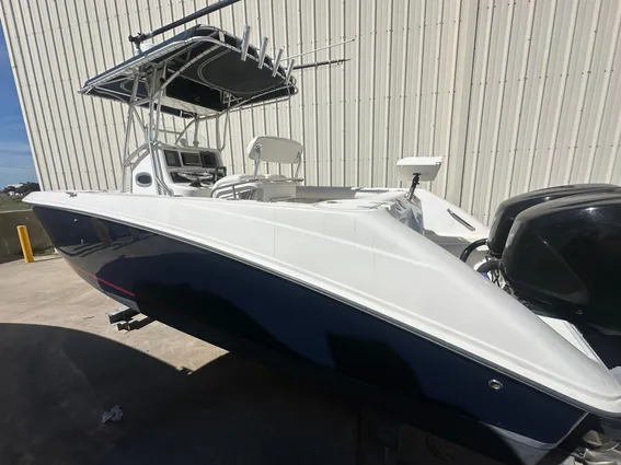 Boston Whaler 270 Outrage image