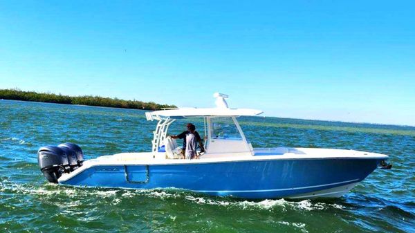 Cobia 350 Center Console 