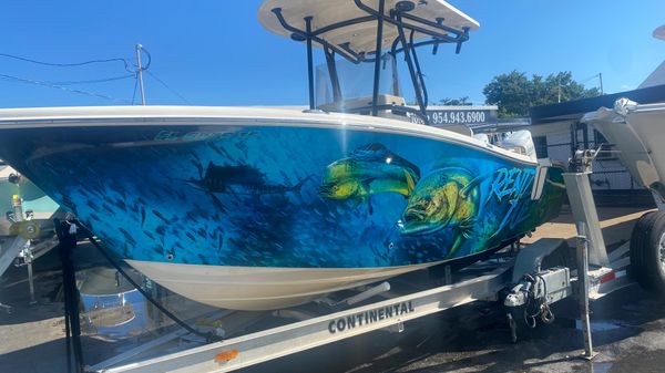 Sea Chaser 24 HFC
