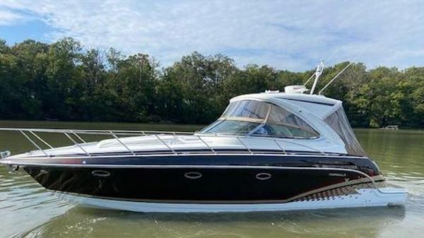 Formula 37 Cruiser 