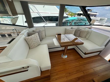Tiara Yachts C49 Coupe image