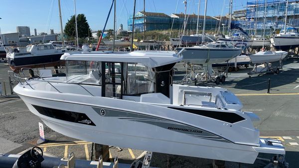 Beneteau Barracuda 9
