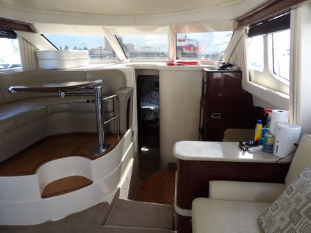 Sea Ray 44 Sedan Bridge image