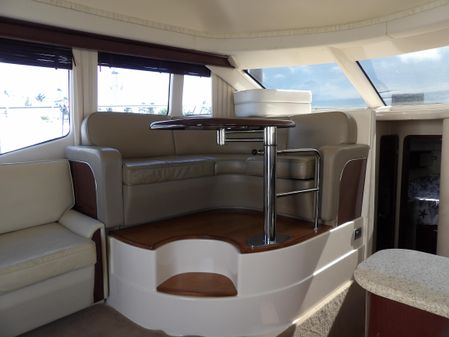 Sea Ray 44 Sedan Bridge image