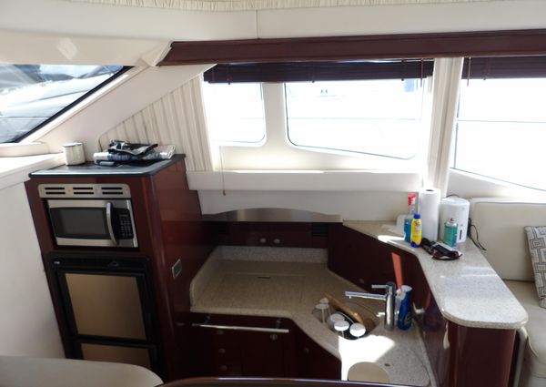 Sea Ray 44 Sedan Bridge image