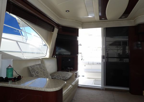 Sea Ray 44 Sedan Bridge image