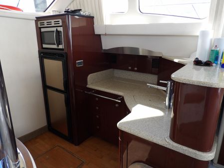 Sea Ray 44 Sedan Bridge image