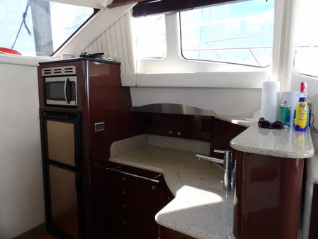 Sea Ray 44 Sedan Bridge image