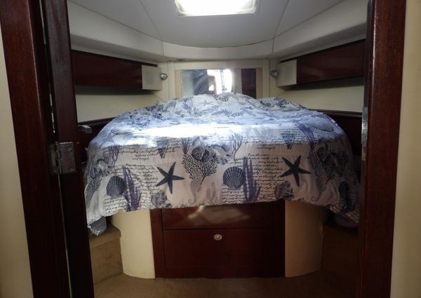 Sea Ray 44 Sedan Bridge image