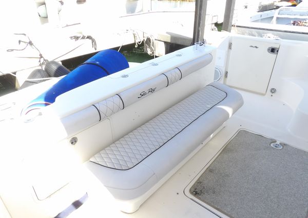 Sea Ray 44 Sedan Bridge image