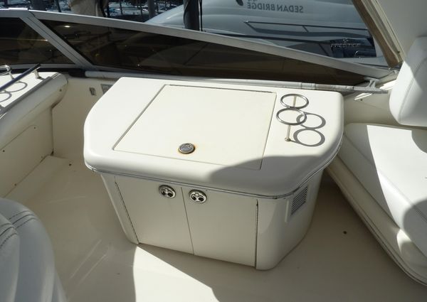 Sea Ray 44 Sedan Bridge image