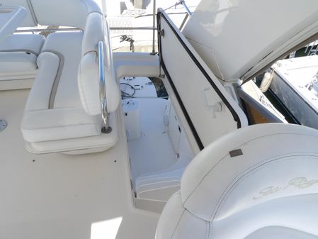 Sea Ray 44 Sedan Bridge image