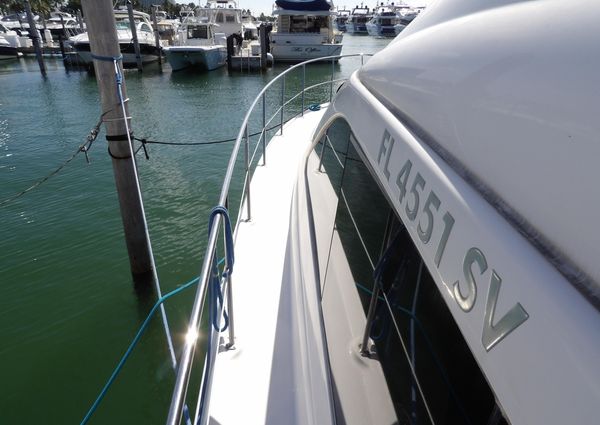 Sea Ray 44 Sedan Bridge image