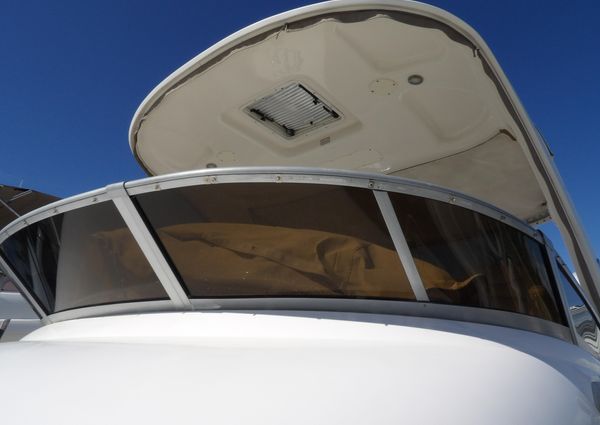 Sea Ray 44 Sedan Bridge image