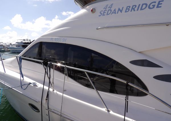 Sea Ray 44 Sedan Bridge image