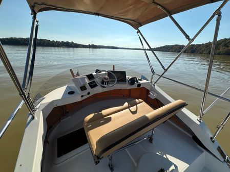 Ranger Tugs R-31CB image