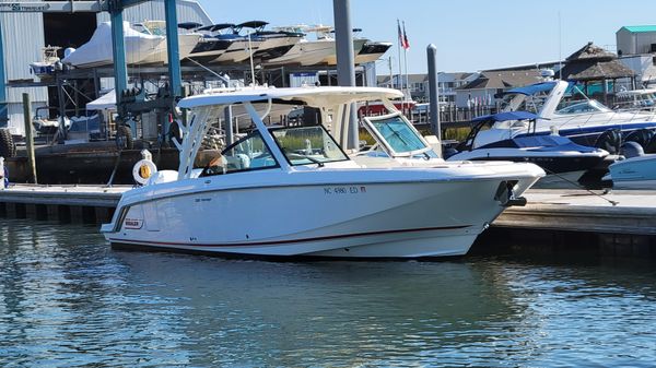 Boston Whaler 320 Vantage