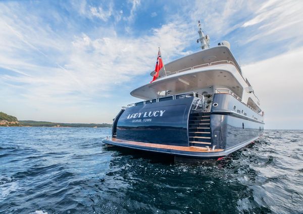 Heesen CUSTOM image