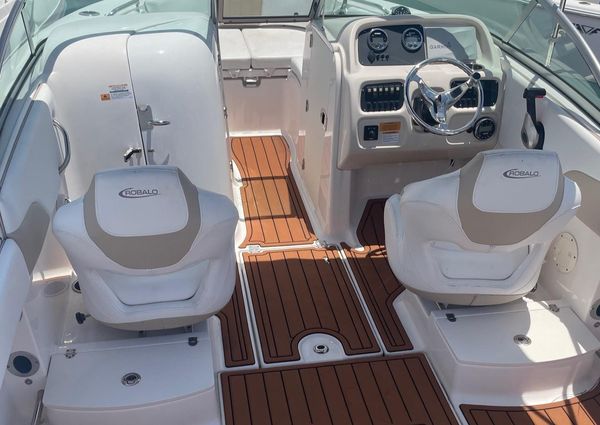 Robalo R207-DUAL-CONSOLE image