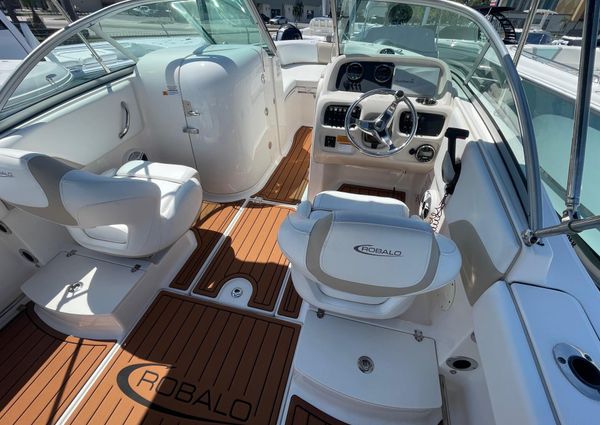 Robalo R207-DUAL-CONSOLE image