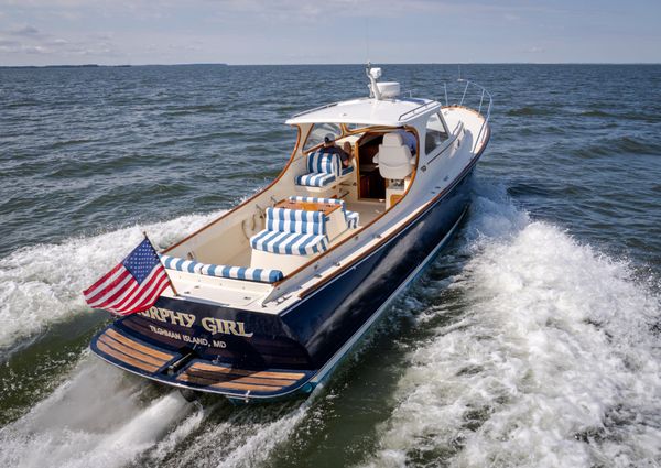 Hinckley Picnic Boat Classic image