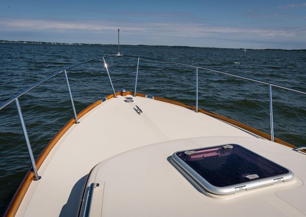 Hinckley Picnic Boat Classic image