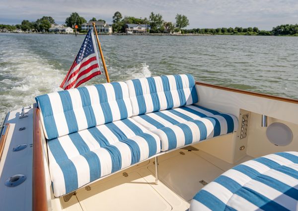 Hinckley Picnic Boat Classic image