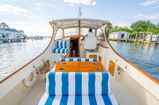 Hinckley Picnic Boat Classic image