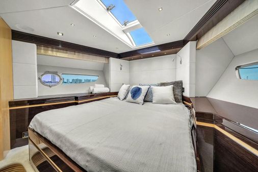 Sunseeker 68 Sport Yacht image