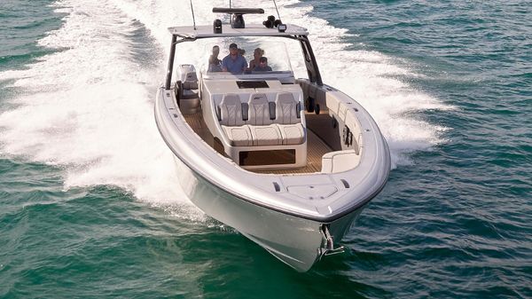 Midnight Express 43 Open