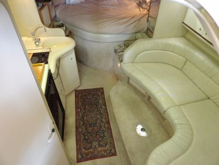 Sea Ray 330 Sundancer image