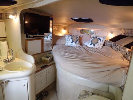 Sea Ray 330 Sundancer image