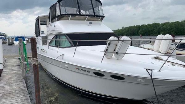 Sea Ray 370 Aft Cabin
